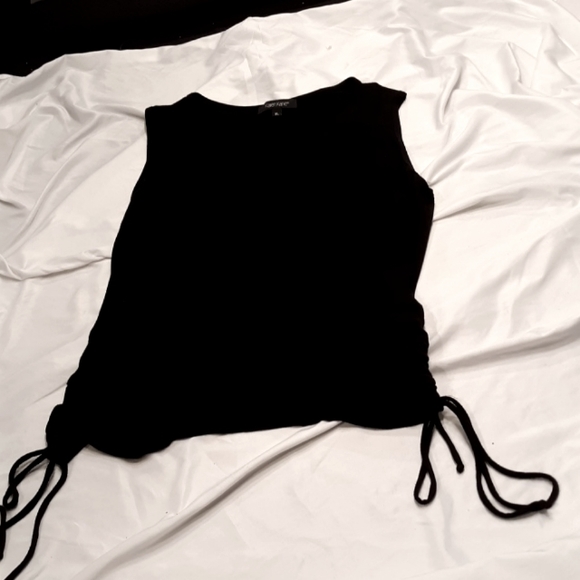 Karen Kane sleeveless faux wrap tank with side ties black XL - Picture 2 of 8